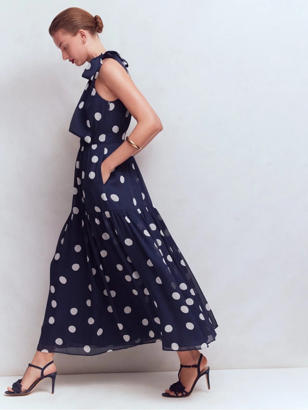🏷️ New Boden Roisin tie neck navy polka dot dress size 6